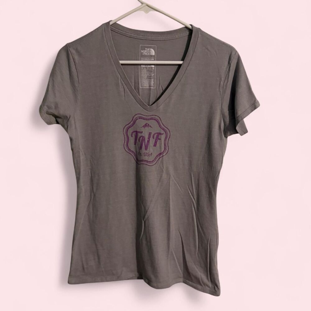 The North Face tee shirt womens M gray v neck graphic outdoors active top